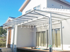 雨除け屋根 YKKエフルージュ大型テラス1階 人工木ウッドデッキ リウッド