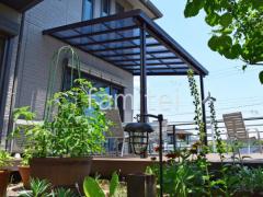 フル木製調テラス屋根 人工木材ウッドデッキ デッキフェンス