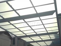 本体色 ナチュラルシルバー 屋根色 クリアマットS(熱線遮断)