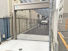 シャッター部分 ステンレスパイプ
