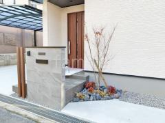 シンボルツリー イロハモミジ 落葉樹 植栽 ロックガーデン 割栗石敷き